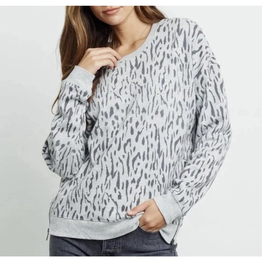 RAILS Marlo Sweater Size XS Gray Leopard Print Flocked Heather Side Zips Casual